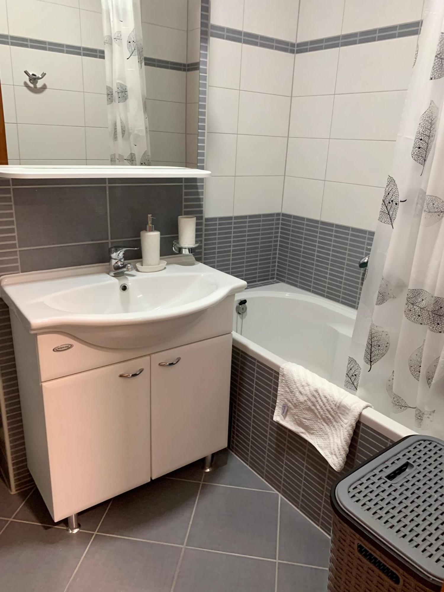 Apartment Pearl-Free Parking Makarska Dış mekan fotoğraf